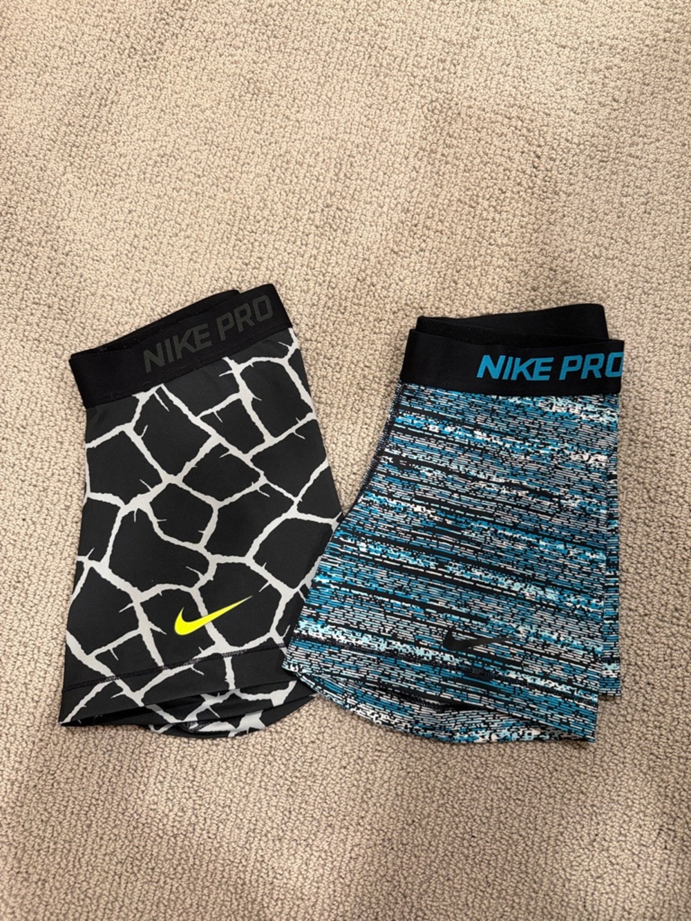 Nike Pro Compression Shorts Duo - Black/White Giraffe & Blue/Black Stripe